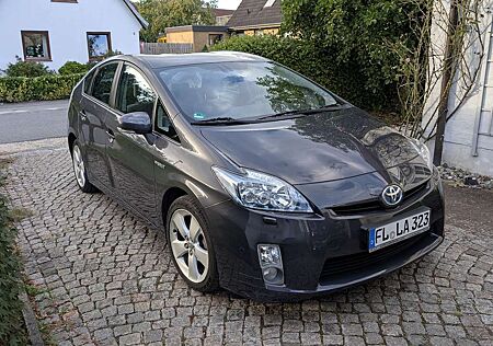 Toyota Prius (Hybrid) Executive