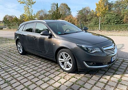 Opel Insignia 2.0 Bi Tur.CDTI Sports Tour. TOP Zustand