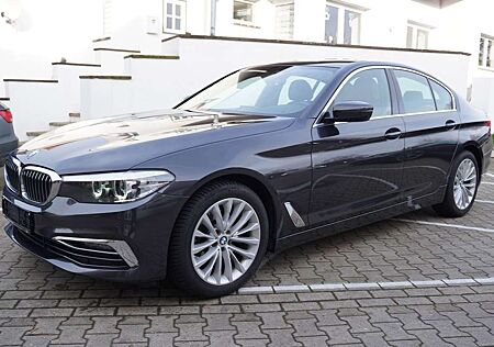 BMW 520 d Aut. Luxury Line - NaviProf-HeadUp-Keyless