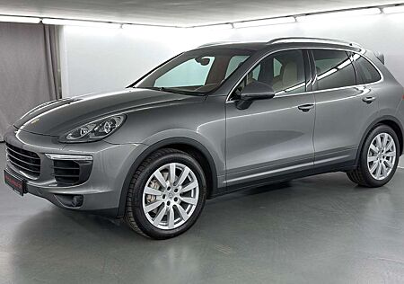 Porsche Cayenne S Diesel Pano AHK Bi-Colour Standhz.
