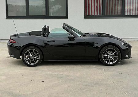 Mazda MX-5 RF 2.0 SKYACTIV-G 160 Exclusive-Line
