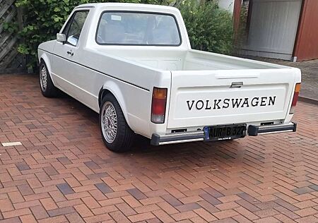 VW Caddy Volkswagen 147 021