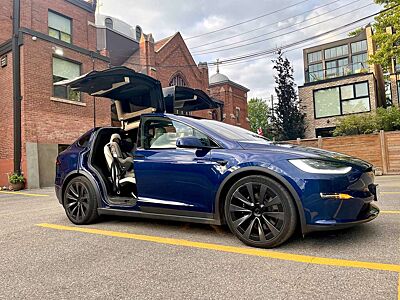 Tesla Model X Model X Plaid