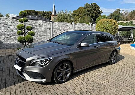 Mercedes-Benz CLA 220 CLA Shooting Brake 220 d 4Matic 7G-DCT Peak Editio