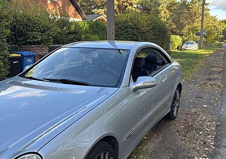 Mercedes-Benz CLK 220 CDI (209.308)