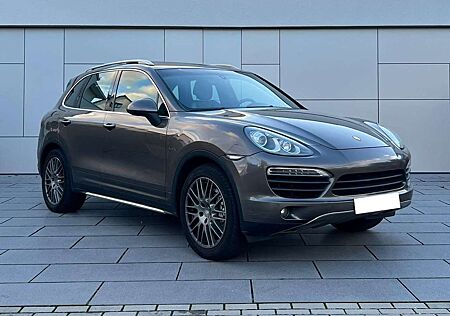 Porsche Cayenne S Hybrid Tiptronic 1Hand Voll AHK PANO