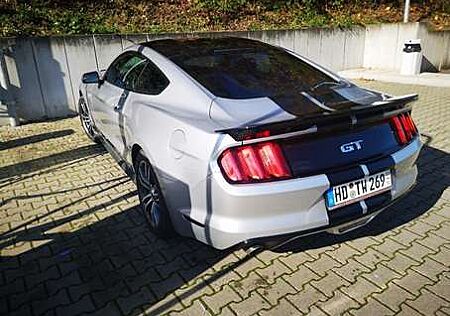 Ford Mustang 5.0 Ti-VCT V8 Aut. GT