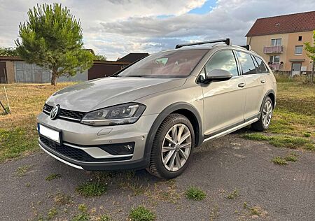 VW Golf Volkswagen Alltrack 2.0 TDI 4Motion BlueMotion Techn DSG