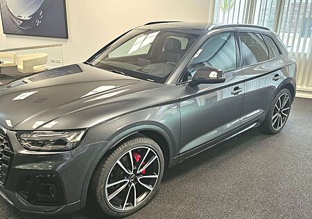 Audi Q5 45 TFSI quattro S tronic S line business
