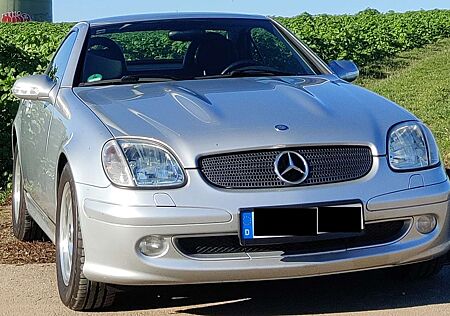 Mercedes-Benz SLK 200 Kompressor Automatik silber Leder schwarz