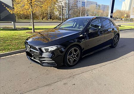 Mercedes-Benz A 180 d Edition 2020 / AMG-Line / Night-Paket