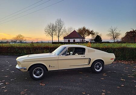 Ford Mustang Fastback, 289ci V8, C-Code, California-Car, Nice!