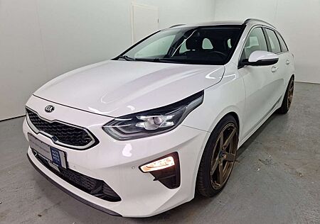 Kia Cee'd Ceed / Ceed SW 1.4 T-GDI DCT Spirit Navigation