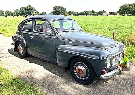 Volvo PV544 Limousine mit B 18 Motor