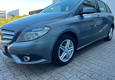 Mercedes-Benz B 200 B -Klasse CDI AHK Navi SHZ