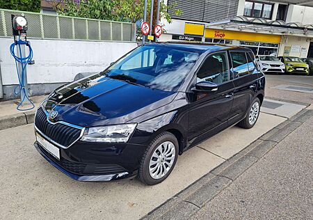 Skoda Fabia 1,0 TSI Ambition*Business-Comfort-Paket*SHZ*