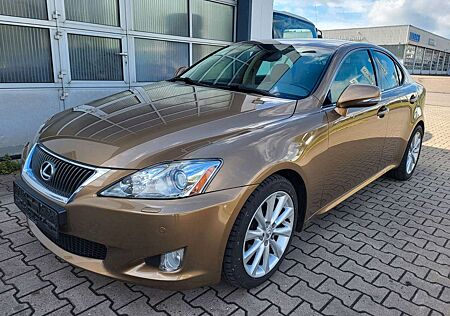 Lexus IS 250 Facelift/Navi/Leder/SHZ/SLÜ/Garantie