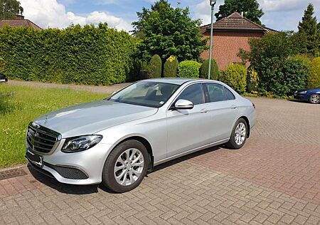 Mercedes-Benz E 220 Exclusive im Angebot