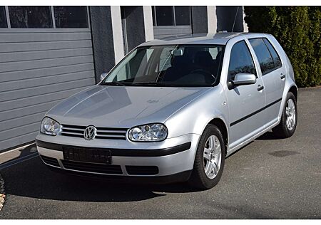 VW Golf Volkswagen 1,9 TDI Special Klima ALU orig. 202.490 km