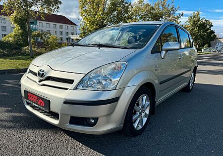 Toyota Corolla Verso 1.8 Executive 7 Sitze