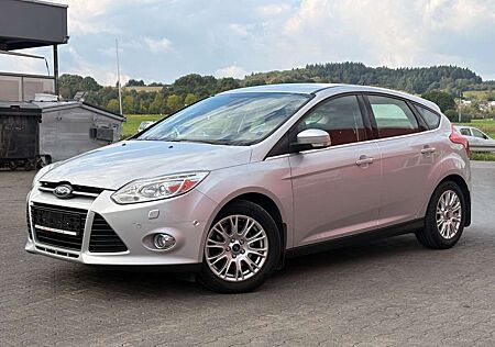 Ford Focus Lim. Titanium *Garantie* AHK Klima