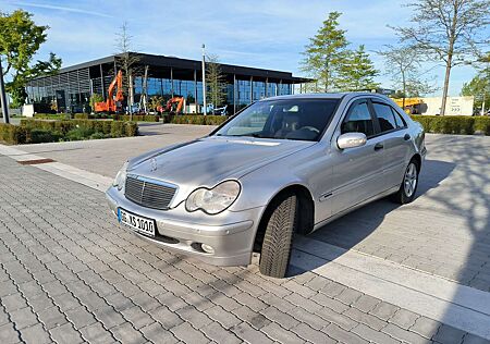 Mercedes-Benz C 180 T Classic
