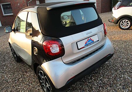 Smart ForTwo Cabrio Automatik/Leder/Navi/Alu