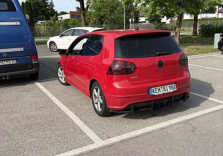 VW Golf GTI Volkswagen 2.0