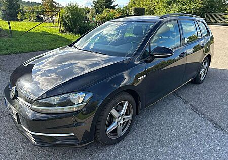 VW Golf Variant Volkswagen Comfortline BlueMotion