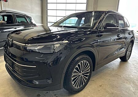 VW Tiguan Volkswagen 2,0TDI DSG Life Discover 18´´