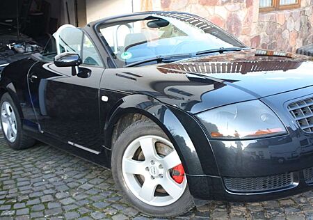 Audi TT Roadster 1.8 -