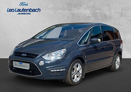 Ford S-Max Titanium