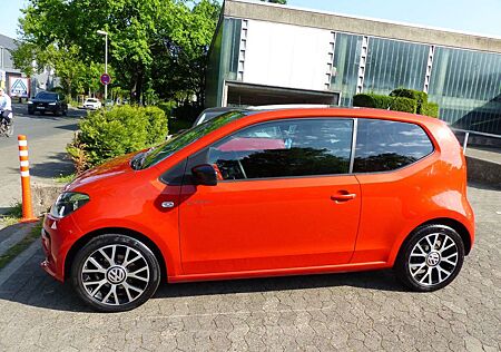 VW Up Volkswagen ! groove ! Automatik/Glasdach/Navi/1.Hd