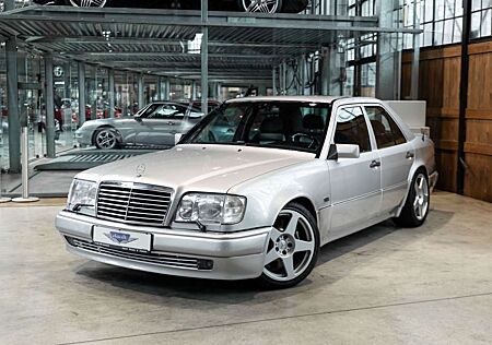 Mercedes-Benz E 60 AMG | Original | Matching Numbers | Recaro