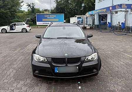 BMW 320d 320 DPF Touring Aut.