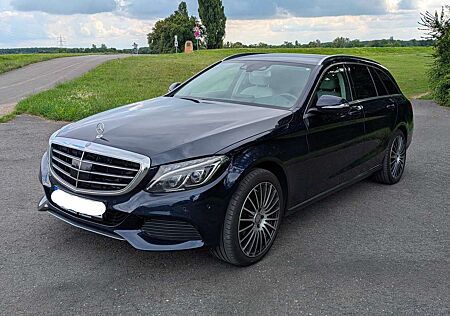 Mercedes-Benz C 250 d T EXCLUSIVE LFW/ HEAD-UP/ AIRMATIC