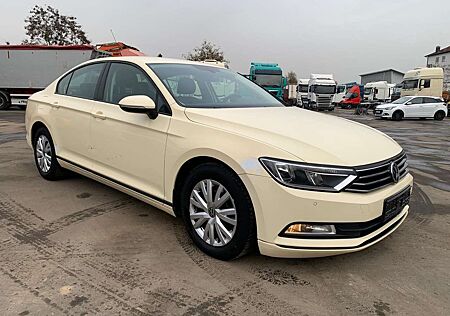 VW Passat Volkswagen Lim. Trendline 2.0TDI *Keyless/Tempomat