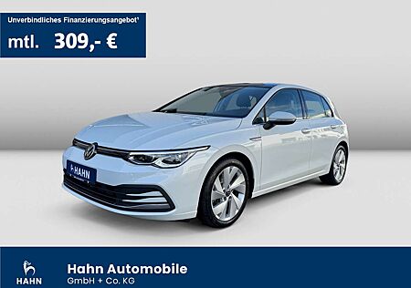 VW Golf Volkswagen VIII Style 1.5 eTSI DSG IQ.LIGHT PANO DCC S