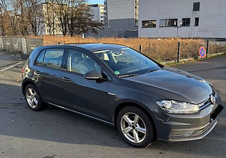 VW Golf Volkswagen 1.4 TGI Bluemotion Trendline Benzin + Erdgas