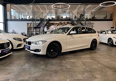BMW 320 i Touring *Bi-Xenon*Unfallfrei*Navi*