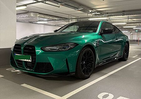 BMW M4 Competition / Driving Assistant Professional