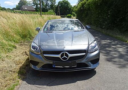 Mercedes-Benz SLC 200 Airscart, Sportpaket,5 Doppelsp.-Design 45,7