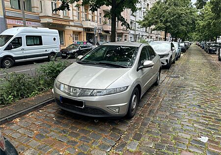 Honda Civic Fließheck Diesel 5-Türer 2.2i-CTDi