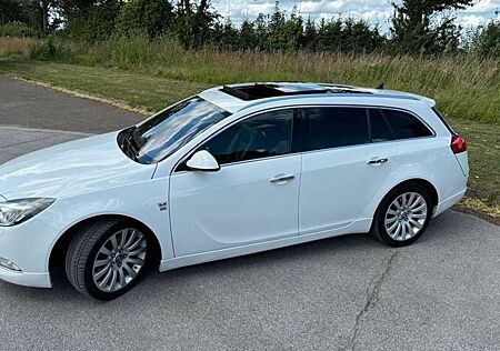 Opel Insignia 2.0OPC Bi-Turbo 4x4 Automatik Infinity Service Neu