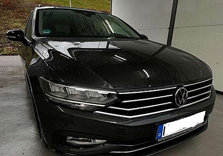 VW Passat Variant Volkswagen 2.0 TDI SCR DSG Business