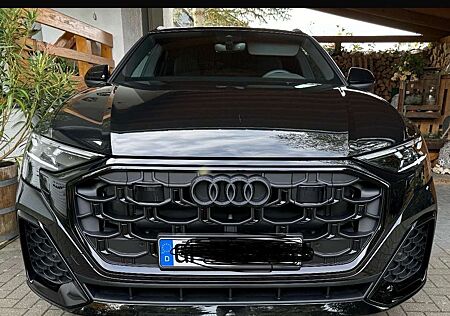 Audi Q8 45 TDI quattro tiptronic S-Line/ SUV