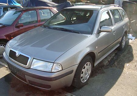 Skoda Octavia 1.6 Combi