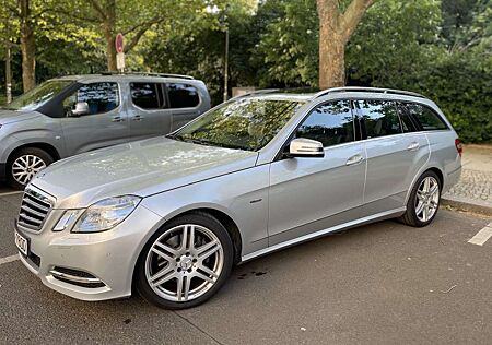 Mercedes-Benz E 350 T-Modell Diesel CDI BlueEFFICIENCY
