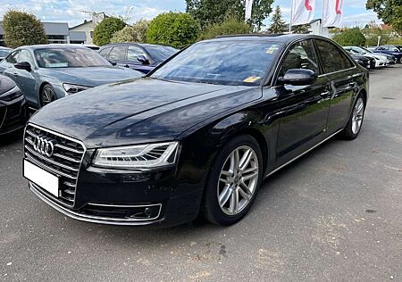 Audi A8 4.2 TDI (clean diesel) Absolute Vollausstattung !!