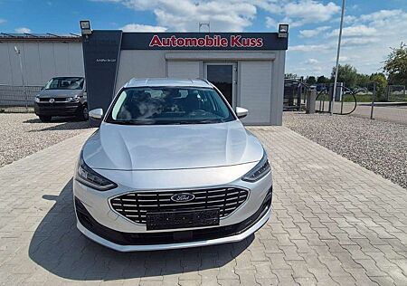 Ford Focus Turnier Titanium Navi